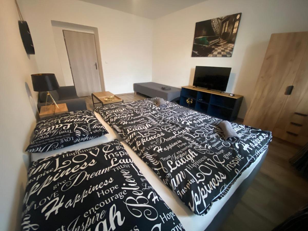 Cerna Ruze - Apartman 4 Pilsen Exterior foto